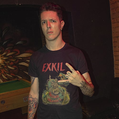 Camiseta - Violence Prevails