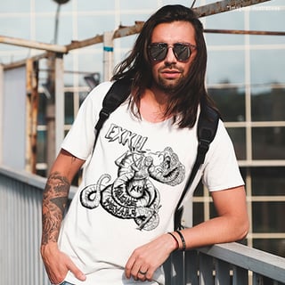 Camiseta - Violence Prevails Outline