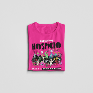 Nome do produto Camiseta Baby Look - Parece um Hospício Mas é a Festa da Firma