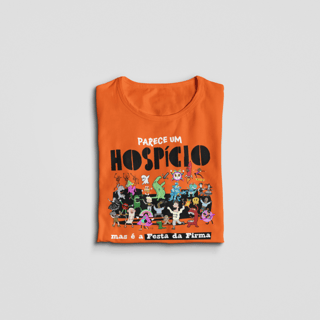 Nome do produto Camiseta Baby Look - Parece um Hospício Mas é a Festa da Firma
