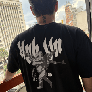 T-Shirt | Entre o Céu e o Caos - Preto