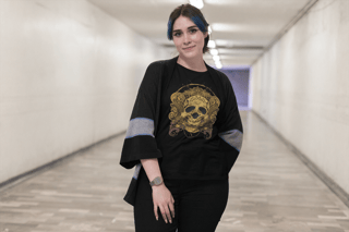 CAMISETA UNISSEX CAVEIRA DOURADA
