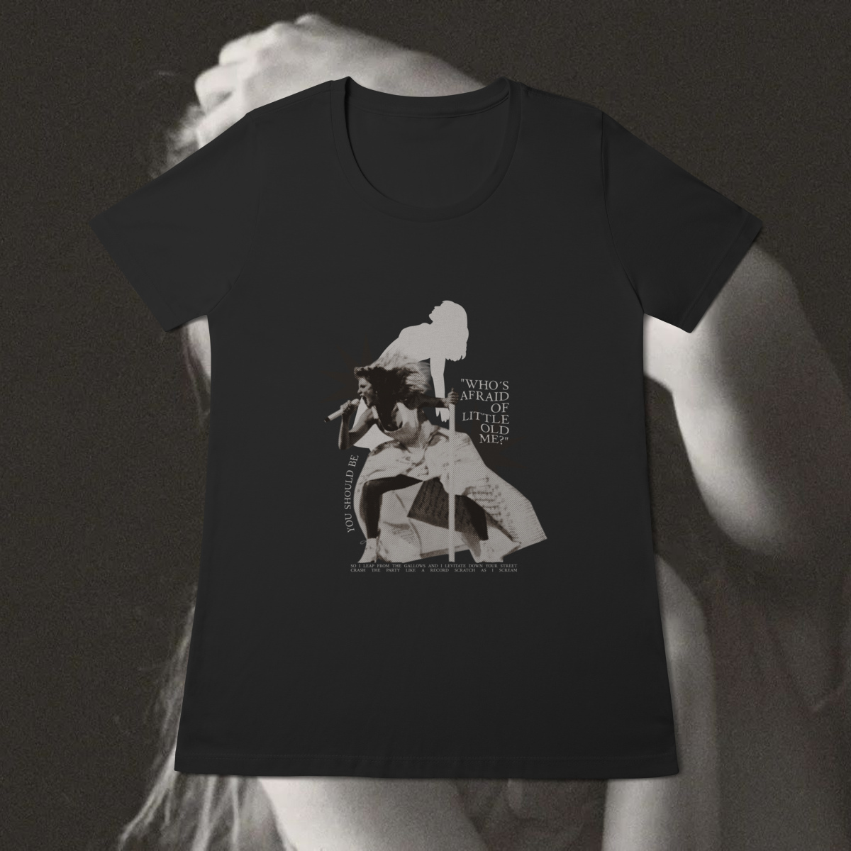 Nome do produto: Baby Tee Whos Afraid Preto