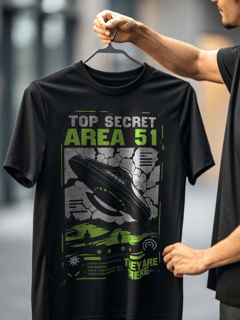 Camiseta Area 51 - Top Secret