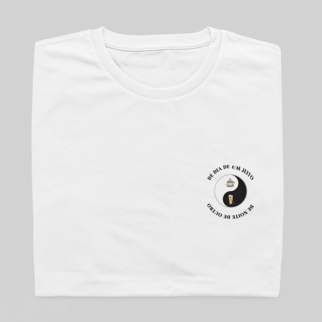 T- shirt Quality - Dia um jeito/Noite de outro - BRANCO