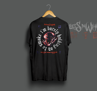 Nome do produto Camiseta Motionless In White - Holding On To Smoke
