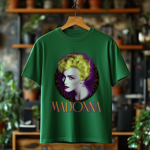 Camiseta Masculina Madonna