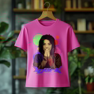 Nome do produto Camiseta Feminina Björk