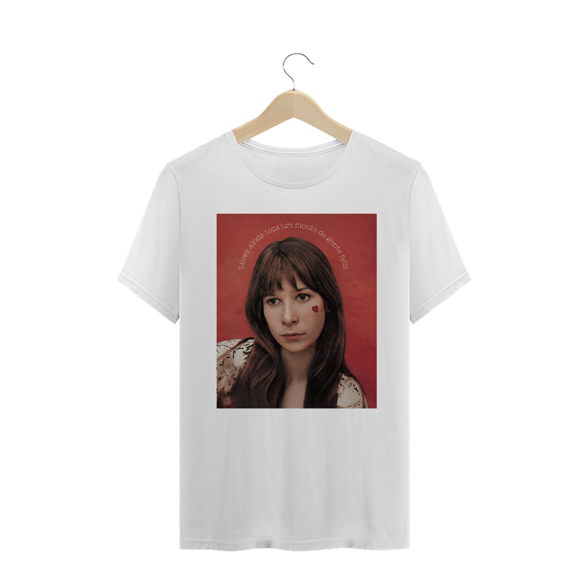 Nome do produto: Camiseta Rita Lee - Um monte de gente feliz
