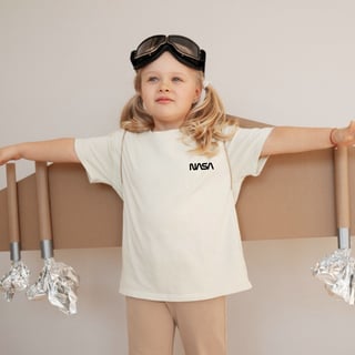 Camisa NASA Infantil Minimalista