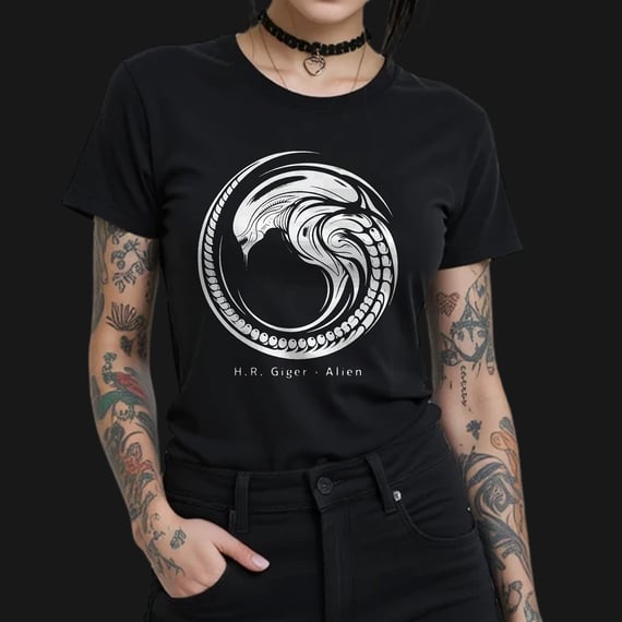 Alien Birth - Feminina