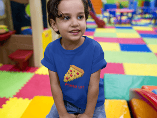 Camiseta Pizza Power UP (2 a 14 anos)