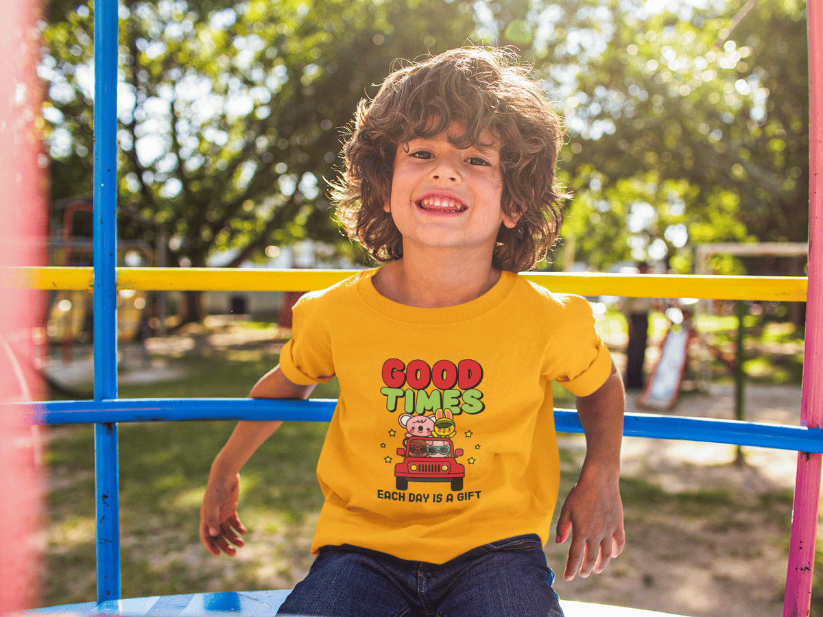 Nome do produto: Camiseta Good Times - Each Day is a Gift (2 a 14 anos)