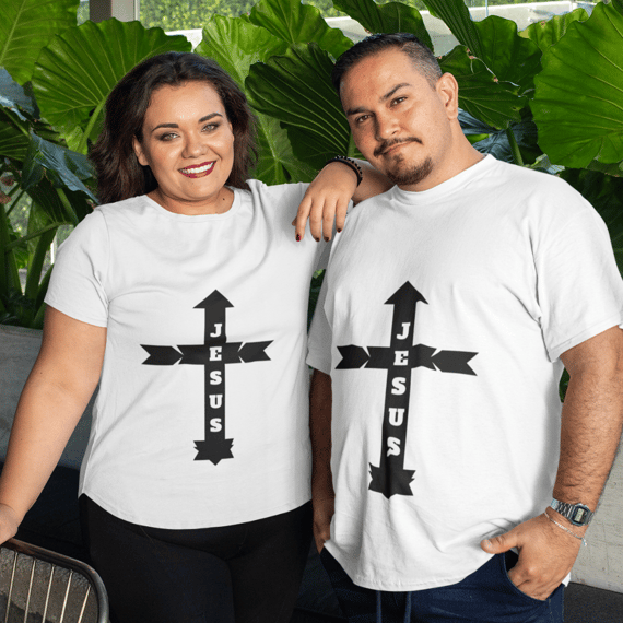 CAMISA PLUS SIZE JESUS COM SETAS ( varias cores )