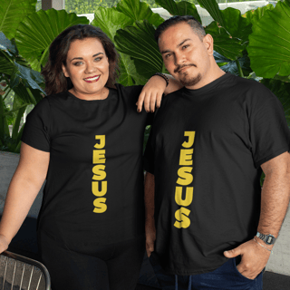 Nome do produto CAMISA PLUS SIZE JESUS NA VERTICAL AMARELA ( varias cores )