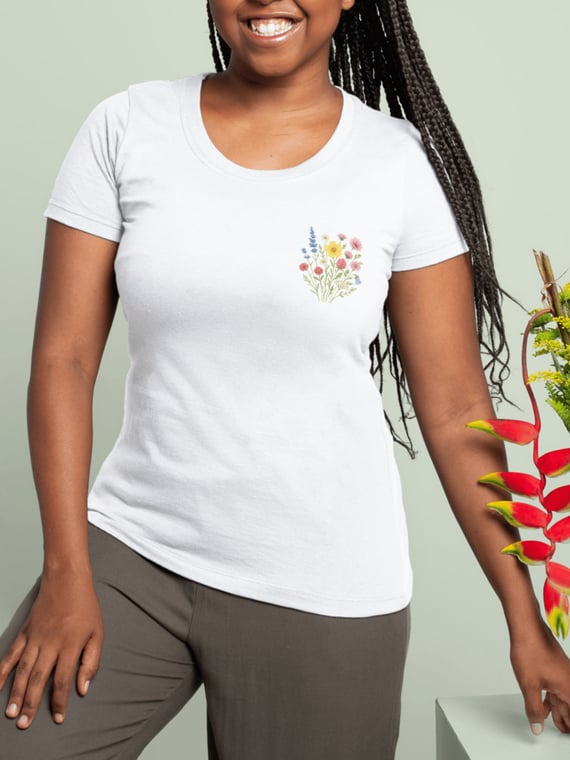 Camiseta Jardim III Feminina Elevé