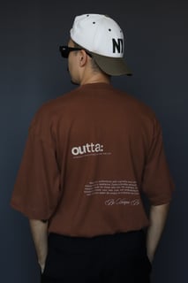 Nome do produto Camiseta Outta Marrom