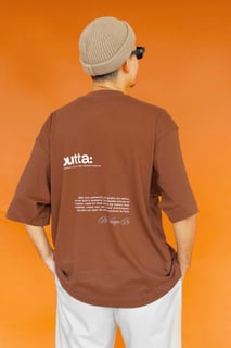 Nome do produto Camiseta Outta Marrom