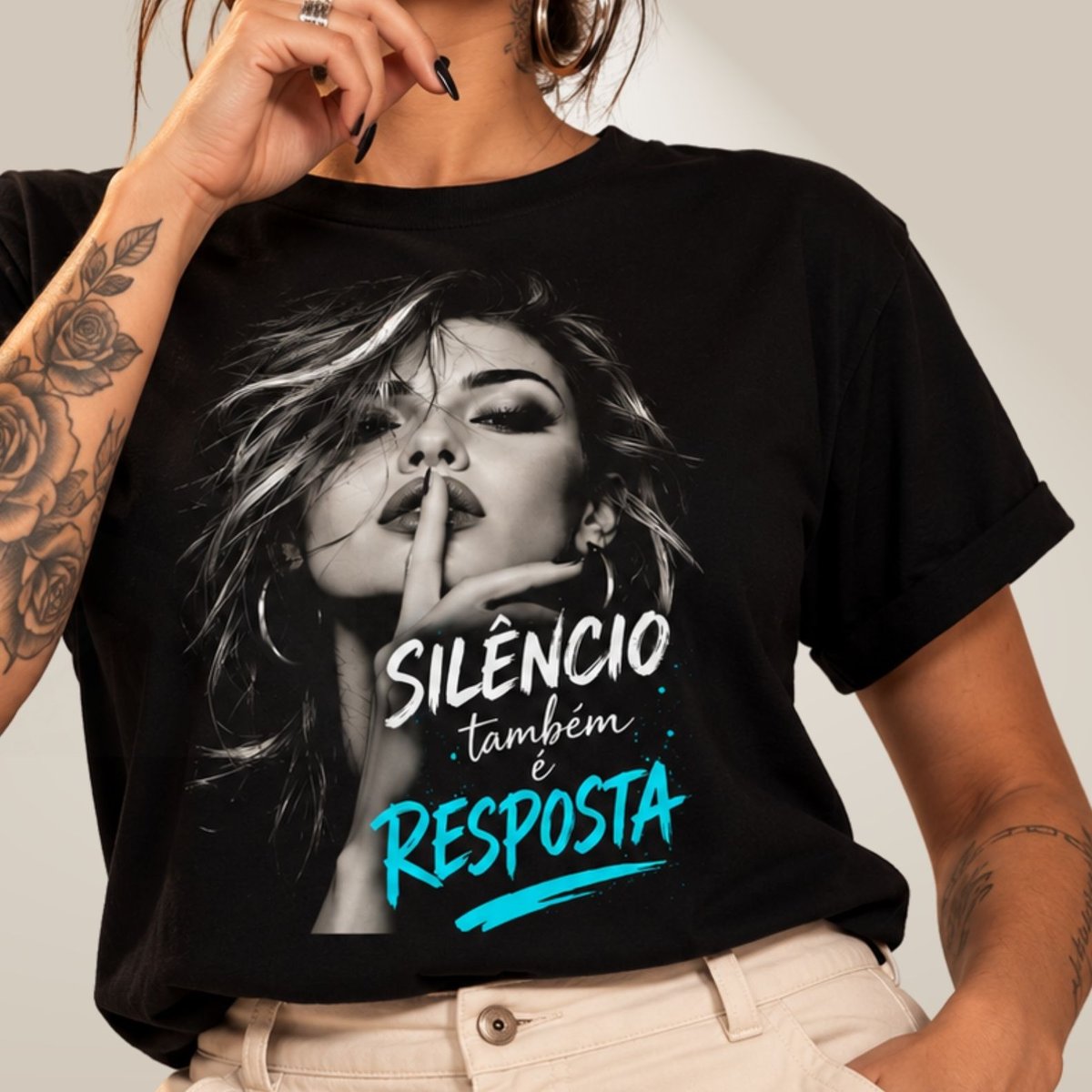 Nome do produto: Camiseta Ela Editorial - Silêncio