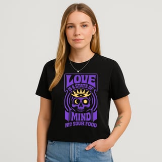 Nome do produto Camiseta Quality Unissex Love is a State of Mind – Arte Psicodélica com Caveira | OxVibe Streetwear