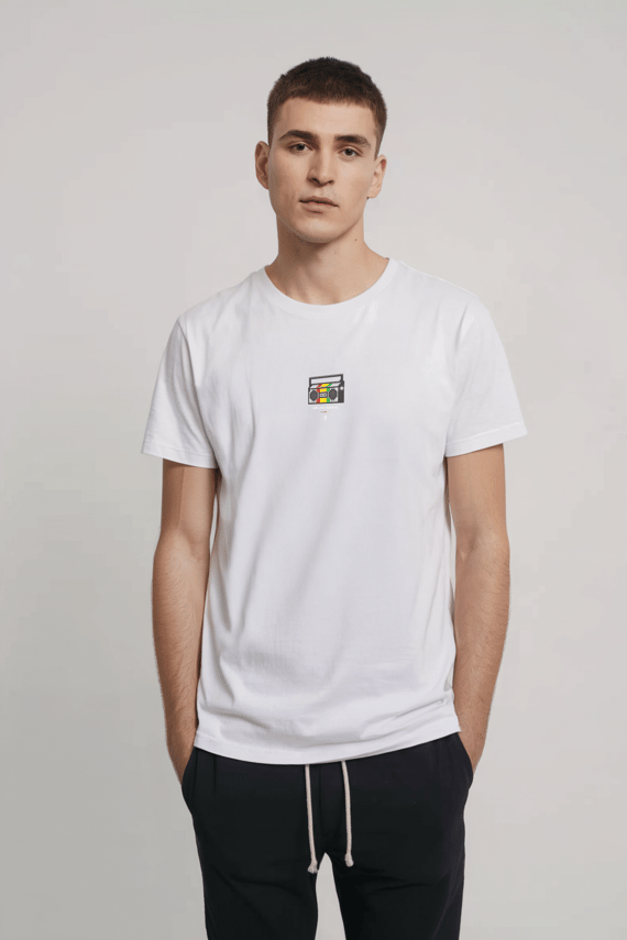 CAMISETA REGULAR PINNAVUE SOUND