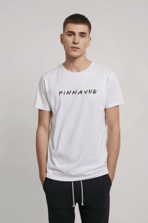 CAMISETA REGULAR PINNAVUE FRIENDS