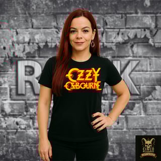 Nome do produto Ozzy Osbourne Camiseta – Logo Flamejante: Simples, Crua, Imortal