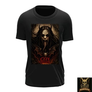 Ozzy Osbourne Plus Size: Camiseta Ritual da Fúria – Língua, Sombras e Magia Negra