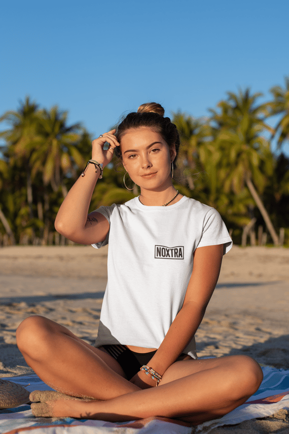Babylook modelo Classic Long estampa frente NOSTRA streetwear urbanwear feminino
