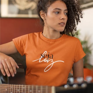 Nome do produto Camiseta Feminina Baby Long Quality – Seja Luz