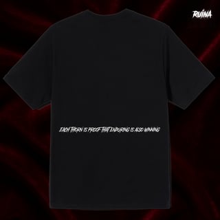 Nome do produto Camiseta Oversized — “Cicatrizes Eternas”