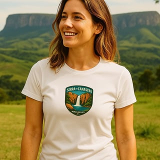 Nome do produto Camiseta Feminina Serra da Canastra Aventureira | Minas Gerais Vintage