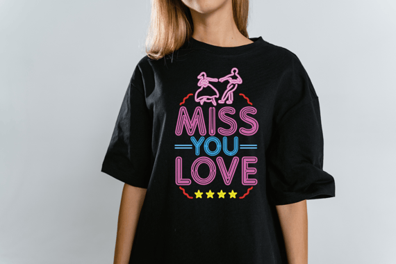 Camiseta Neon “Miss You Love” Unissex 