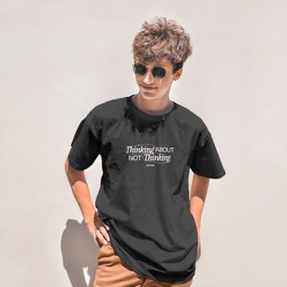 Nome do produto Tshirt Thinking