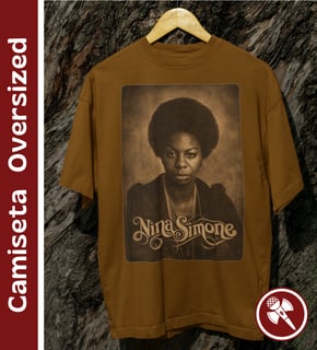 Nina Simone 01 - Camiseta Oversized