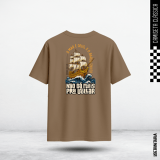 Nome do produtoCamiseta Clássica (frente costas) – O mar é Deus
