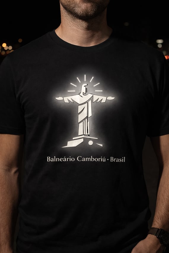 CAMISETA CRISTO LUZ