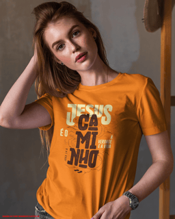 T-Shirt Feminina - Jesus é o caminho