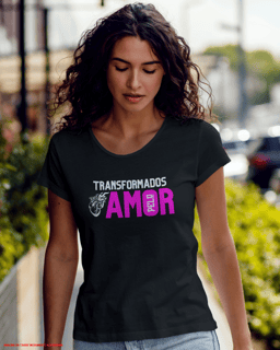 T-Shirt Feminina - Transformados pelo amor