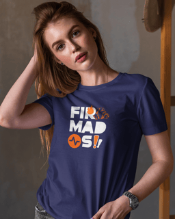 T-Shirt Feminina - Firmados