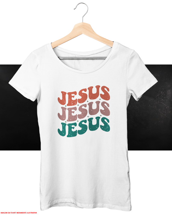 T-Shirt Feminina - Jesus Loves You
