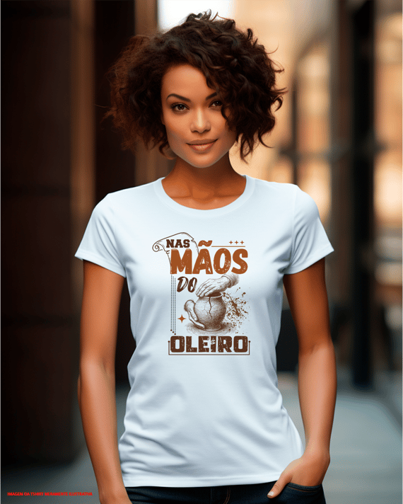 T-Shirt Feminina - Nas mãos do oleiro