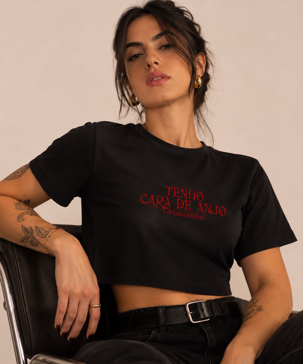Nome do produto: CROPPED - TENHO CARA DE ANJO E OUTRAS MENTIRAS 