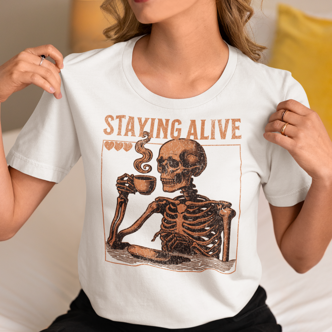 Nome do produto: • Camiseta - Staying Alive •