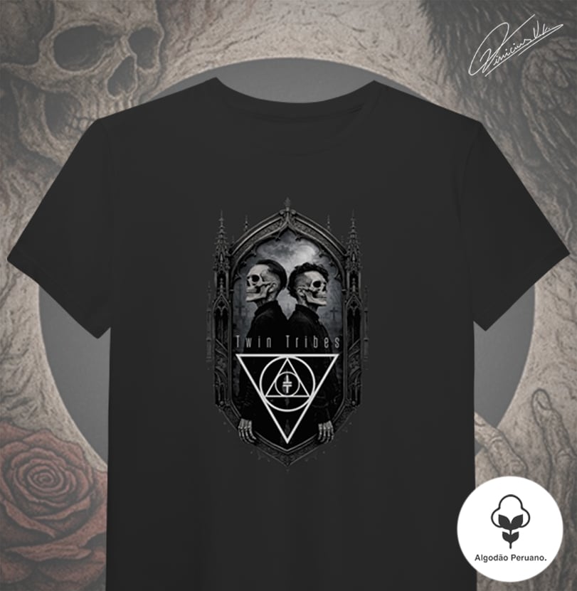 Nome do produto: Twin Tribes – Skull Coat of Arms