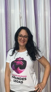 Nome do produto Mães de Disléxicos Grandes Leoas | Modelo Baby Look