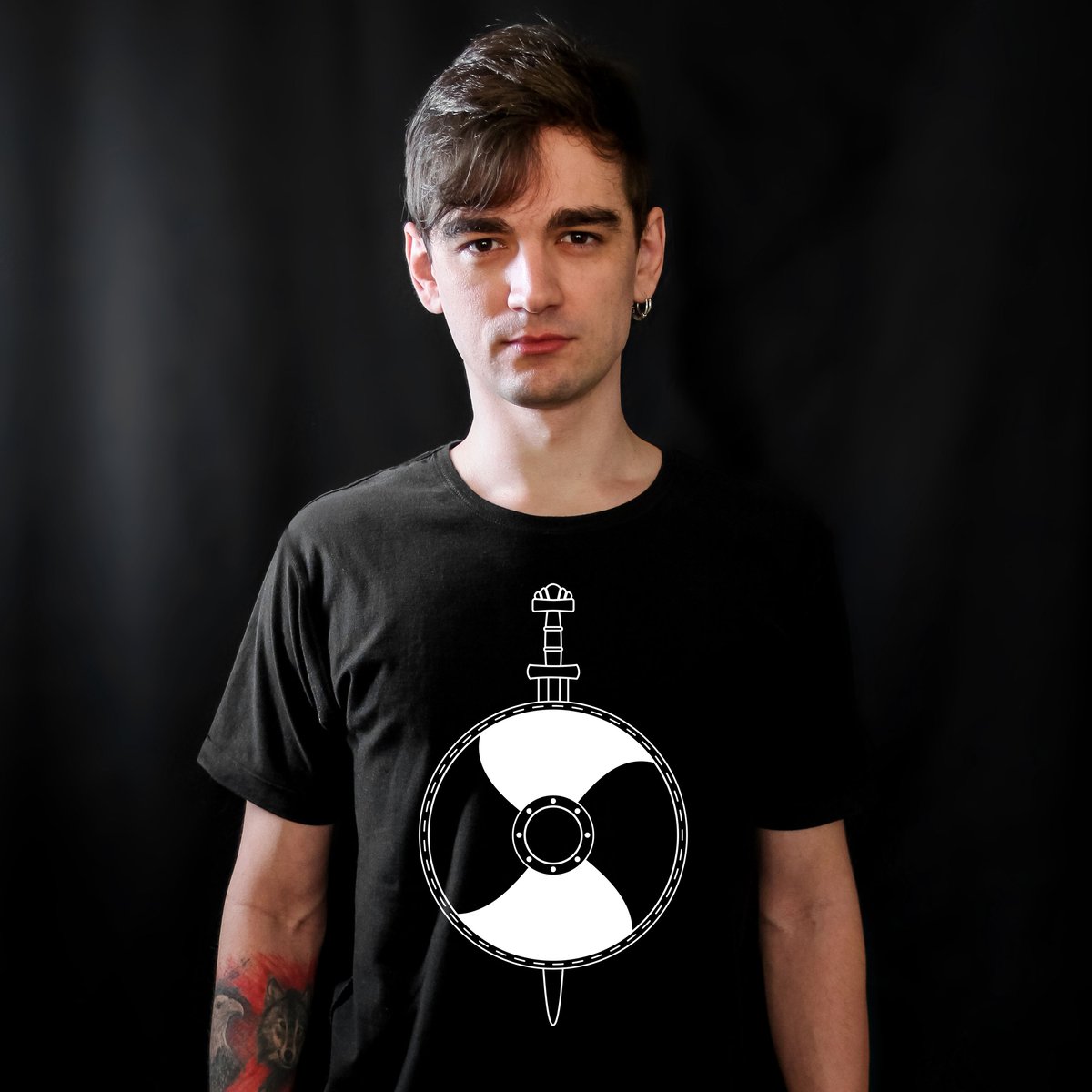 Nome do produto: Escudo e Espada - Gungnir