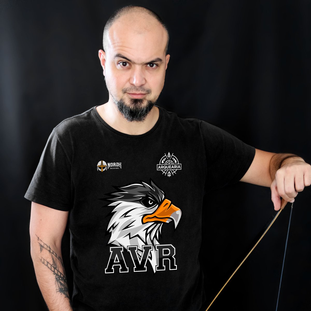 Nome do produto: Camiseta - AVR - Tradicional