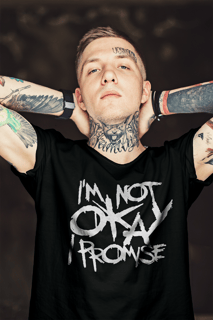 Camiseta - I'm Not Okay (I Promise)