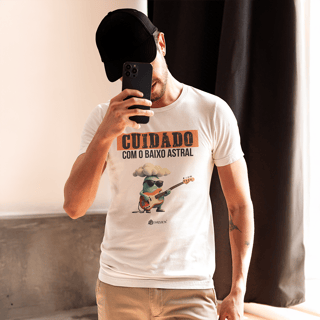 Nome do produto Camiseta Prime - Cuidado com o Baixo Astral (Front)